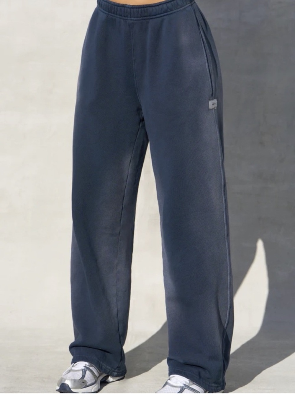 ♡ Joah Brown NWT Oversized Straight Leg Joggers Heritage Navy Wash